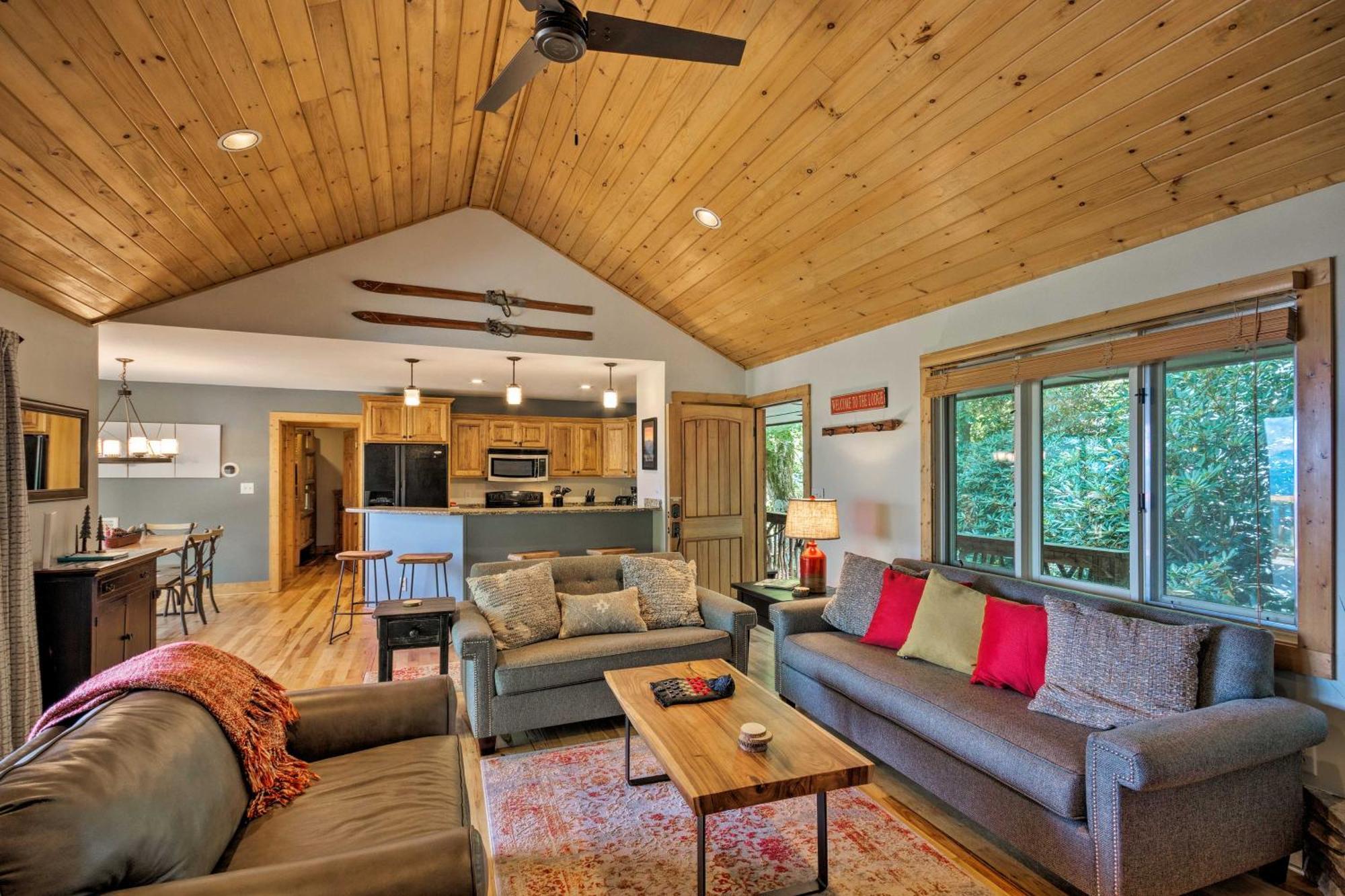 Cabin With Hot Tub And Mountain Views Less Than 5 Mi To Boone โบลวิงร็อค ภายนอก รูปภาพ